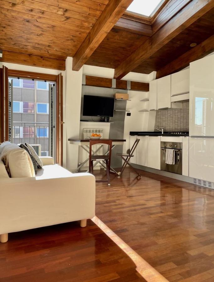 Porta Venezia-Cozy Apartment ミラノ エクステリア 写真